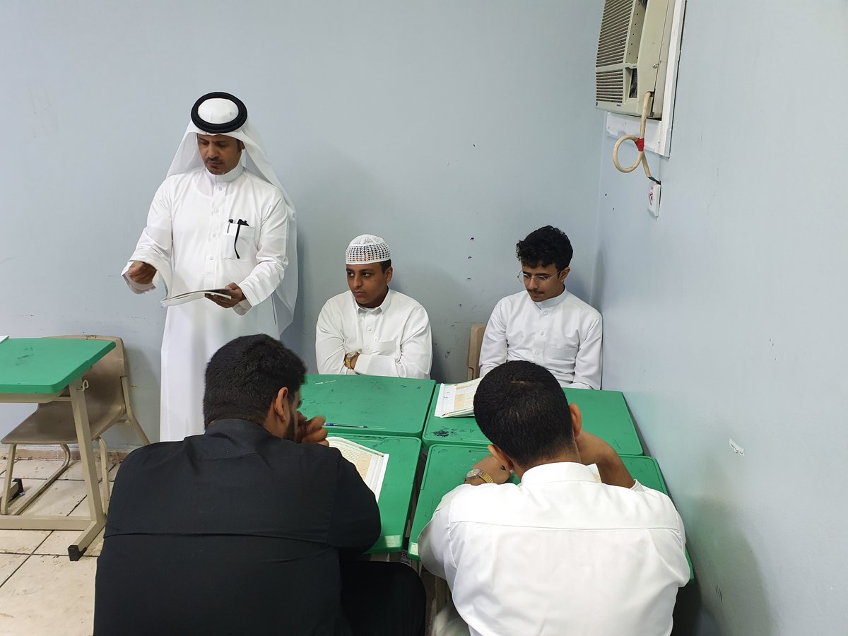 faysalya_school's tweet photo. تشرفت المدرسة بزيارة تفقدية
من قبل مدير الإشراف التربوي بتعليم جدة
الأستاذ / ماجد القحطاني 
ومساعده / الأستاذ محائل الشهري

@privateedu12
@OCJEDU https://t.co/HNWcHPsk7V