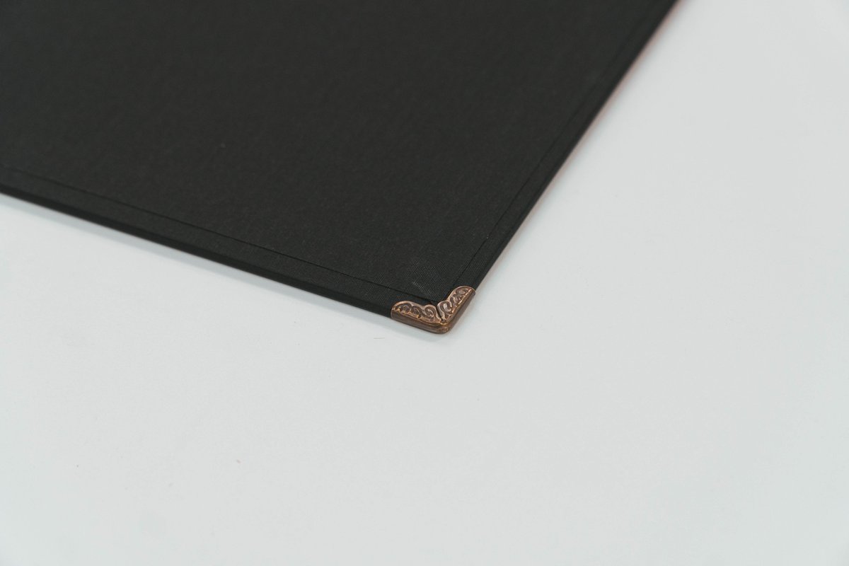 Theprintroomuk's tweet photo. Another exciting project for one of our clients @McrGrandpacific. Oversized A4 menu covers with a robust material for added protection! 

#theprintroomuk #merseyside #liverpool #bootle #menus #advertise #menucovers https://t.co/0WHVks1Qax