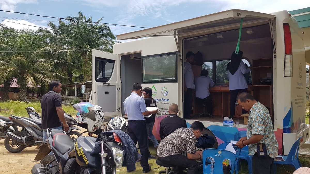 KaltaraPpb's tweet photo. #Aksippb Lanjutan kegiatan pelayanan terpadu hari ini 5 maret 2020 didesa setabu kec.sebatik barat sebayak 60 Pemohonan BPKP https://t.co/jJe1P5YQVh