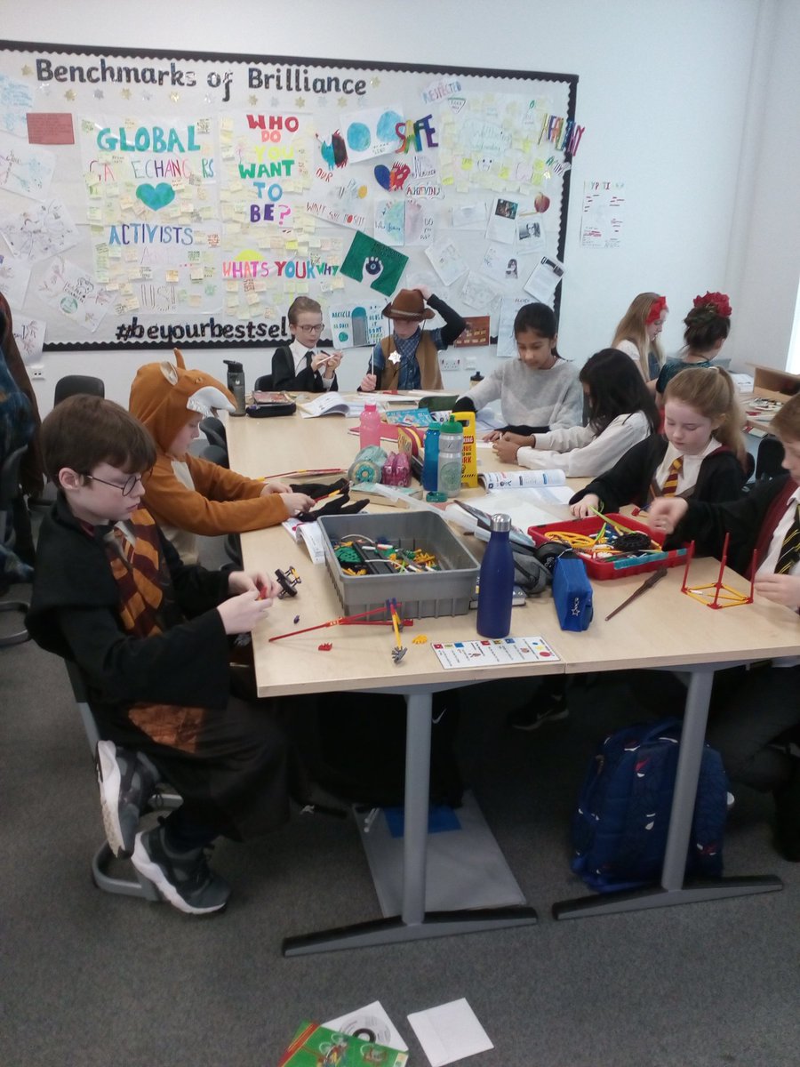 stclarespserc's tweet photo. Building prisms and pyramids 😊#readinginstructions #WorldBookDay https://t.co/YWcSyrKSg4