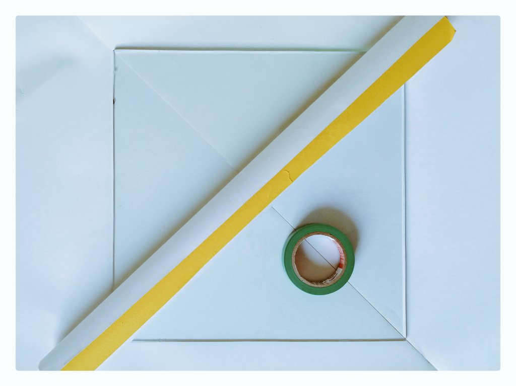 7. Use negative space.Negative space is the empty space around your subject(s).Leaving a lot of negative space sometimes makes your subjects stand out more.Negative space can be a plain background, a water body, open sky, a large wall etc.