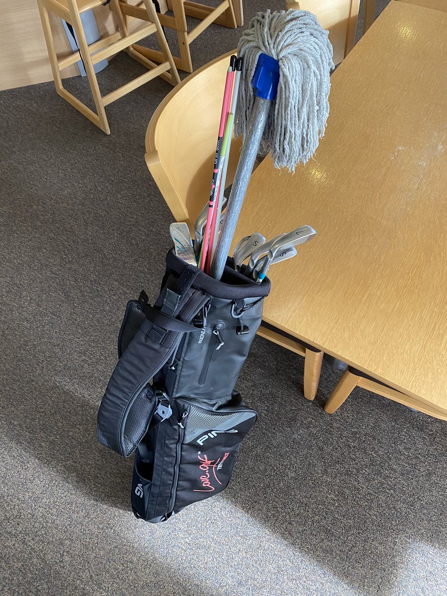 petermyers's tweet photo. My essential tool kit for the ladies @lovegolf_UK lesson this morning on chipping & putting πβ³οΈ#makinggolffun #learnthroughplay #lovegolf #daretobedifferent https://t.co/NIb4oHEB4e