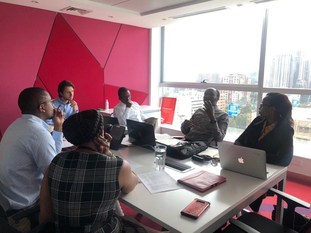 We spent the morning with the brilliant people at @Oracle_Africa! The advisory and brainstorm program is all thanks to @ongozake which brings together start-ups and industry leaders #AcceleratingAfrica