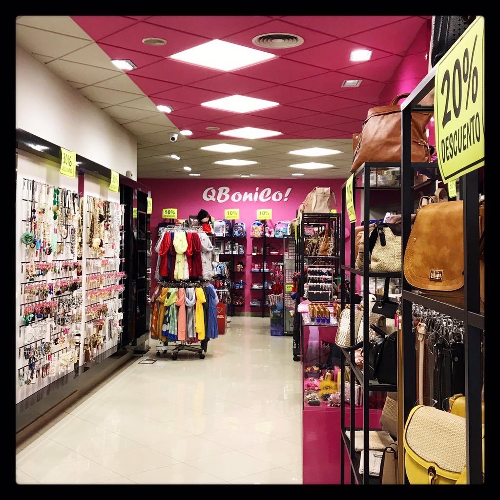 QBoniCo's tweet photo. Todo preparado ¡os osperamos!

#diadelstock #ofertas #descuentos #chollos #qbonico #manchareal https://t.co/a4OSLm9Cy8
