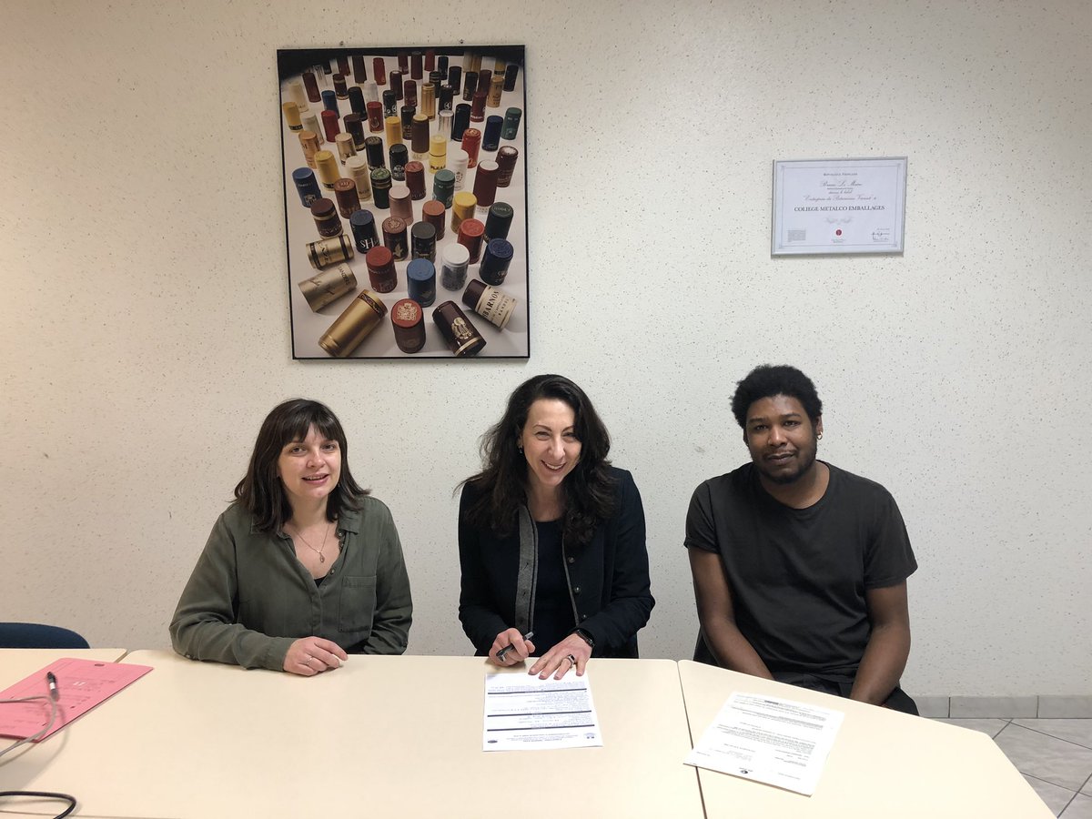 ✅ Pôle emploi #Argenton au service des entreprises et des demandeurs 👍🏼1 #Emploi Franc ➡️ 1 jeune issu d’un Quartier Prioritaire de la Ville 👏au Bouchage Métallique pour son engagement sociétal #compétences #Recrutement  @poleemploi_RCVL <a href="/fabiennepicard1/">Fabienne Picardat</a> @CazaletMarianne