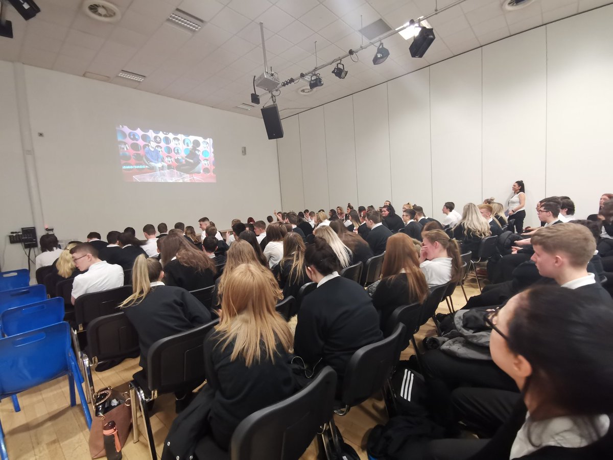 JarrowT's tweet photo. Jarrow School Y11 students avidly watching Macbeth live this morning! #rscmacbeth #jarrowschool #revision @TheRSC @RSC_Education https://t.co/s9k5WOJc2y