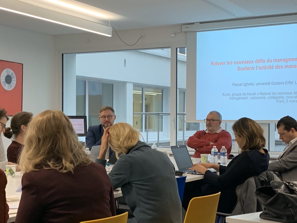 Comment englober tous les processus d’un Groupe mutualiste dans un système relationnel? F. Hertzberg, DRH de Vyv, intervient ce matin dans le Groupe de travail sur les nouveaux défis du #management animé par François Silva de <a href="/KedgeBS/">KEDGE Business School</a> à l’<a href="/Asso_Anvie/">Anvie</a> ℹ️ anvie.fr/evenement-deta…