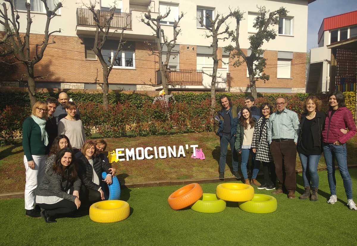 colmonalco's tweet image. Avui rebem a la nostra escola els companys/es de @FTrams. 
Visitem els nous espais de l&apos;escola, les innovadores aules d&apos;Infantil i els ambients d&apos;aprenentatge amb l&apos;objectiu de promoure l&apos;intercanvi i la renovació pedagògica. #sharetolearn