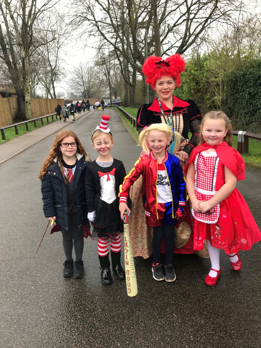 VIPSAylesford's tweet photo. What a welcome on the school gate this morning - all these amazing characters @WorldBookDayUK #dressngup #readingisourpriority #WorldBookDay2020 #lovereading #books https://t.co/PcZ0ivZPoK
