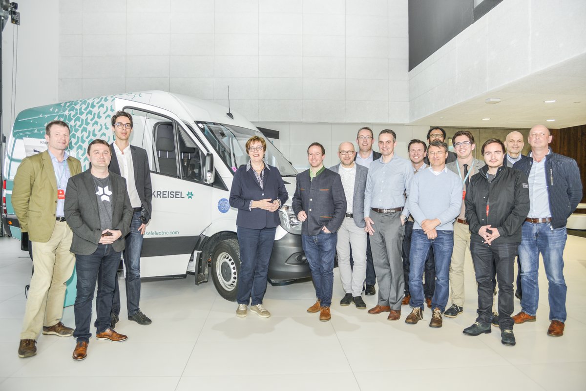 🚛Hinter dem sperrigen Namen „Low Emission Electric Freight Fleets“ #LEEFF steckt ein höchst praxisorientiertes und erfolgreich umgesetztes Projekt: Eine marktfähige Lösungen für Elektronutzfahrzeuge in der City-Logistik. 
#zeroemission #emobility 

▶️tinyurl.com/u2km8dv