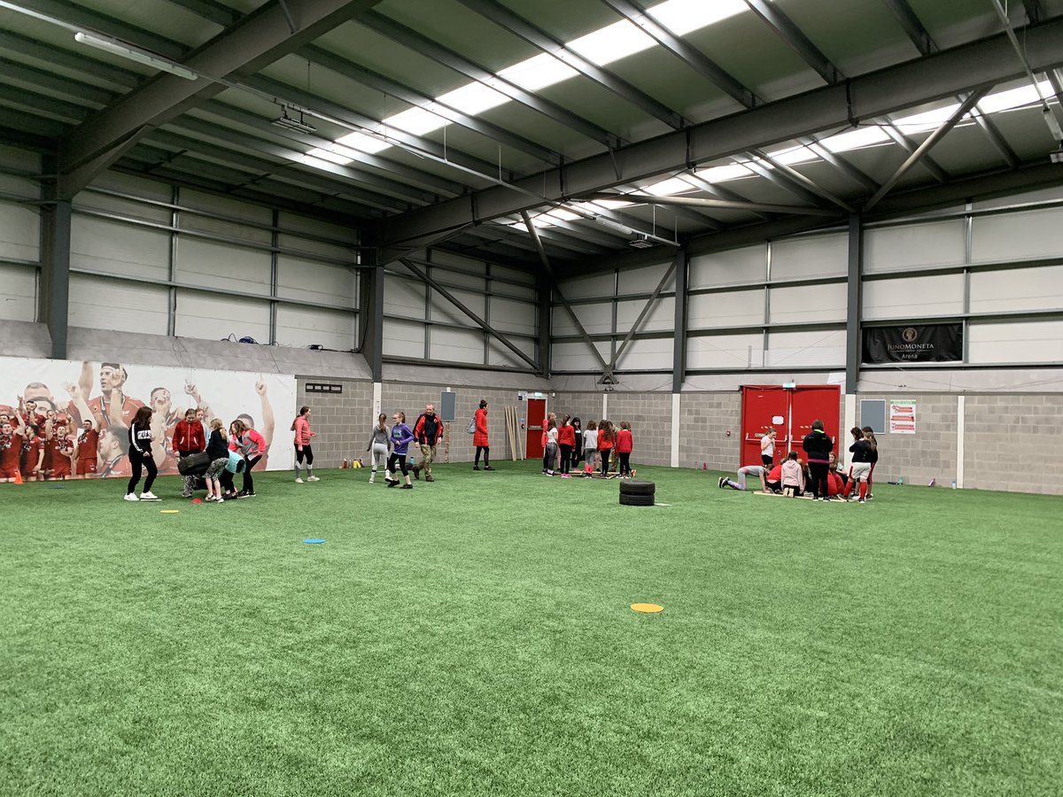 CleoHardyWRU's tweet image. Massive well done to everyone pulling together and nailing our #RookieRugby event in @WRU_Scarlets 230 girls enjoying and having plenty of fun🥳🤩 @JoeDaviesWRU