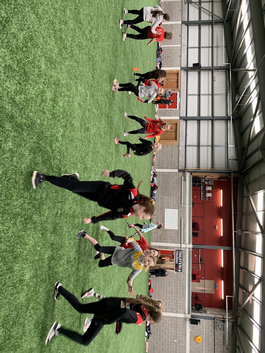 CleoHardyWRU's tweet image. Massive well done to everyone pulling together and nailing our #RookieRugby event in @WRU_Scarlets 230 girls enjoying and having plenty of fun🥳🤩 @JoeDaviesWRU
