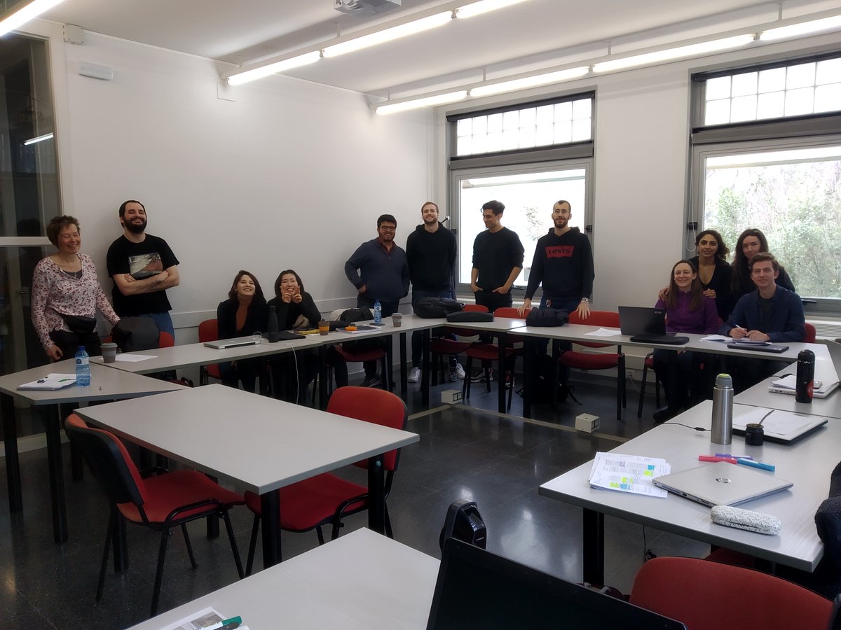 CEDemografia's tweet photo. Professor Clara Mulder honors us today with the conference "The role of nonresident family in internal migration and immobility". This week she tough "Migration and Health" at the #EDSD course
@GroningenPrc https://t.co/2dnoj3THyD