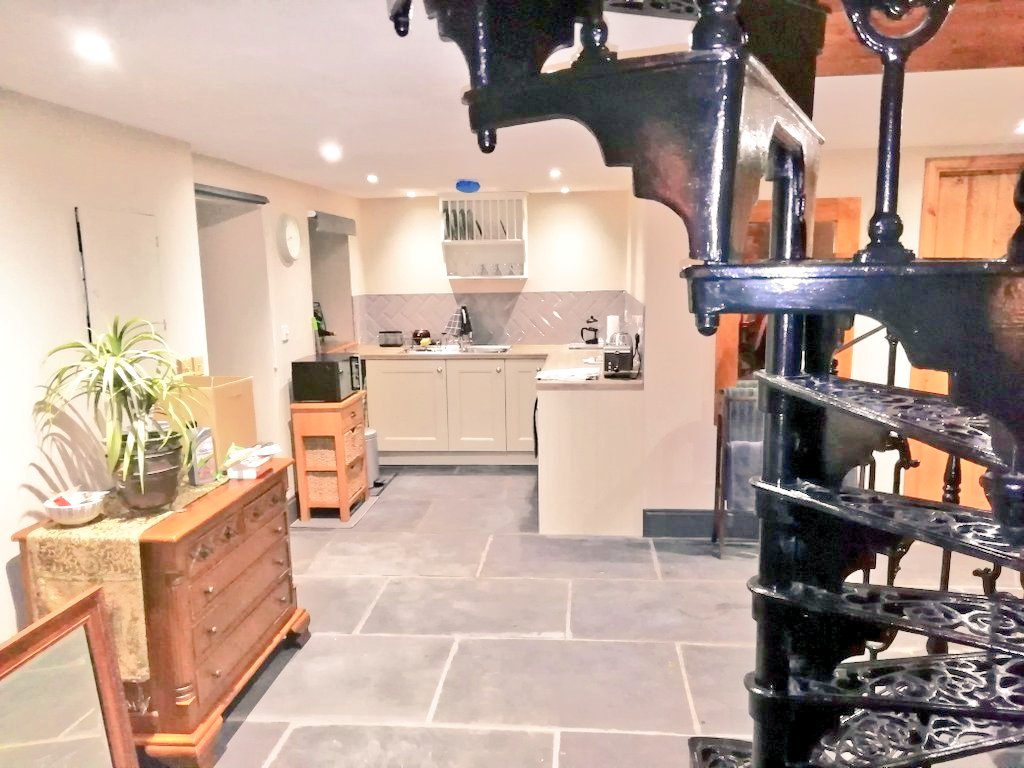 TheGablesDuddo's tweet photo. Lucky guests in #stablecottage off to explore the gorgeous coastline across the border today. The Scottish Borders and Northumberland offer endless places if tranquillity Take a virtual tour of our stunning #dogfriendly cottage for two here
https://t.co/OUj4mlAgI8. Book direct https://t.co/E3NcGPAtNi