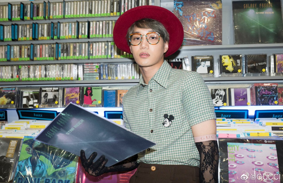 WWEXOL's tweet photo. [OFFICIAL] Gucci weibo update with #KAI 

🔗https://t.co/xixeWezLup

#EXO #엑소 #카이 @weareoneEXO https://t.co/bpkKhjq0B1