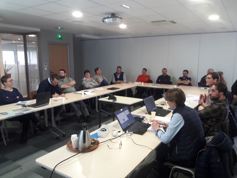 Commission semences pour Semences Fourragères de Picardie #SFP : nos agris abordent le marché 🌱, #perspectives chez <a href="/noriapcoop/">noriap</a> et présentation des missions de <a href="/LaFNAMS/">FNAMS</a> avec <a href="/GeraldinePoiret/">Poiret Géraldine</a> 
et <a href="/luc80v/">luc vermersch</a> 
<a href="/robitaillehugue/">robitaille hugues</a> <a href="/ServtecPvNORIA/">Station ACE NORIAP</a> <a href="/EstelleCleuet/">Cleuet Estelle NORIAP</a> <a href="/ActuSemences/">Actu Semences</a> @gnis