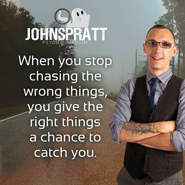 JohnSprattUK's tweet photo. Good morning and hello Thursday!
How are we doing, I can't believe its almost the end of the week, it's been really fast! .
.
#johnspratt #inspirational #inspirationalpost #quotes #psychicreading #inspirationalquotes #psychicmedium #inspirationalart #lif… https://t.co/KlnTVVw3DA https://t.co/rx2e9RSDju