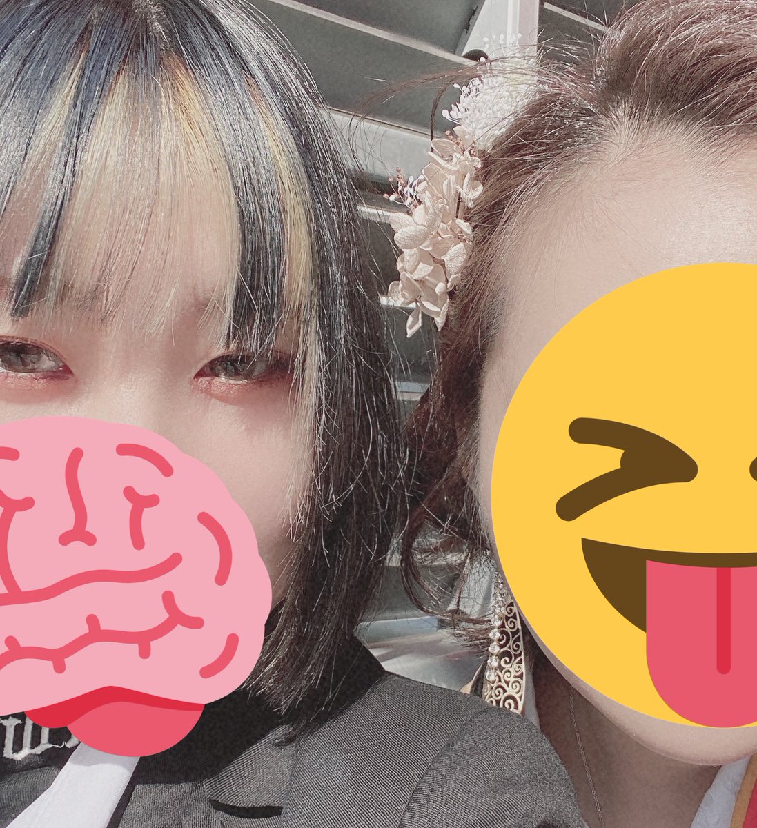 Trmpt59's tweet photo. 無事専門学校卒業できた〜🌸 https://t.co/95bthW4mA5