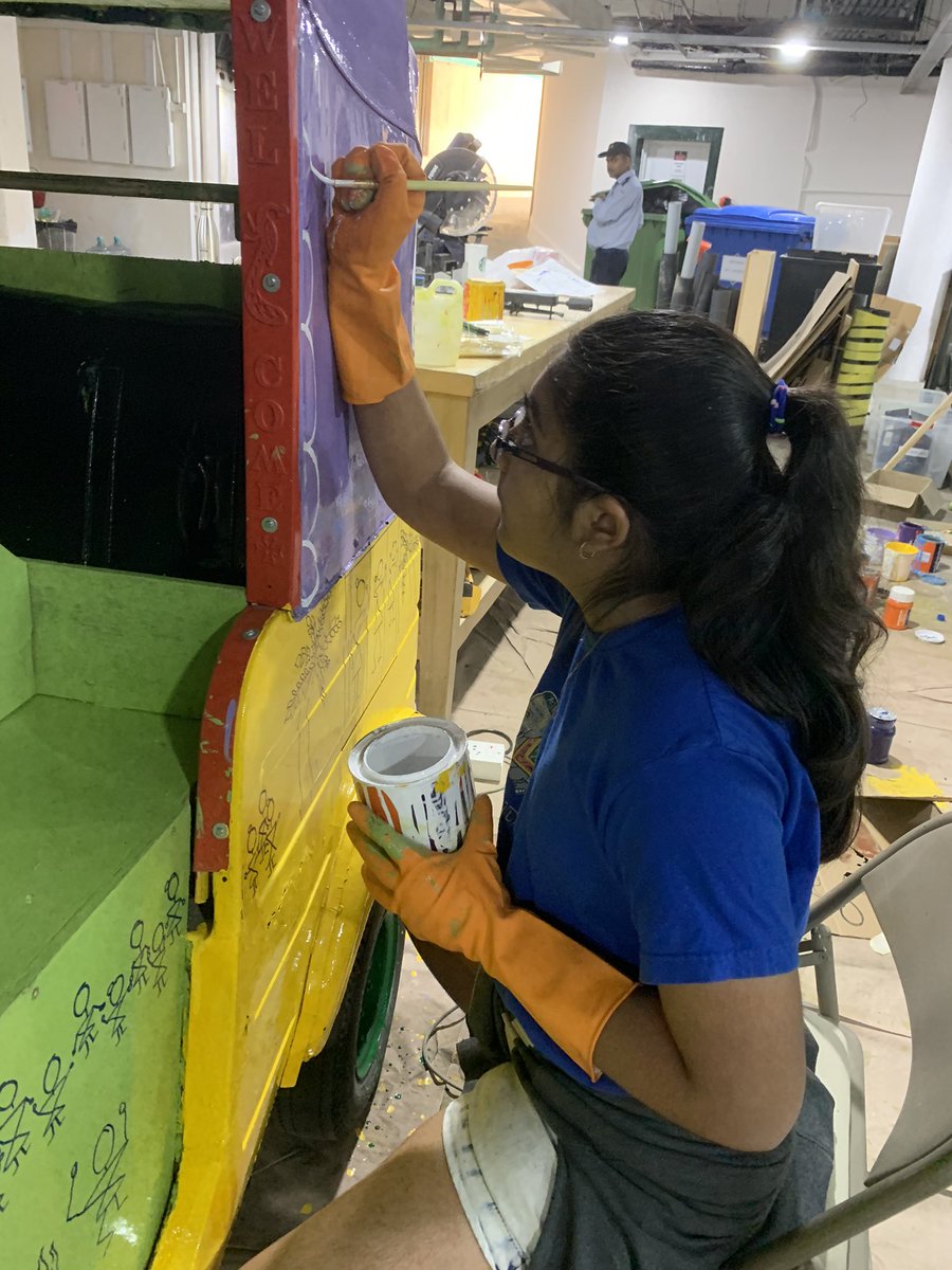 msneidmusic's tweet photo. We had a plan for the design, drew it on, then after contemplating on it we had to rethink and start parts of the plan over. This ended up resulting in a super cool geometrical concept that totally still gives off authentic desi vibes! #asbms #ASBstudio6 #asbindia #mobilelibrary https://t.co/lKfGL2k2D9