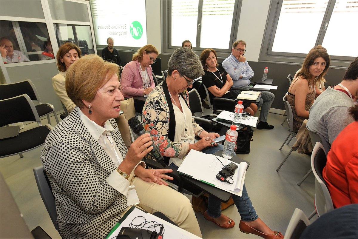 grupo_ssi's tweet photo. 7 años de experiencia con la unidad de investigación #HomeCareLab: ✔️ trabajar en la innovación de servicios, productos y modelos de gestión con las personas mayores.
Con @KARMELESSI en #ICongresoEconomíaPlateada #HomeCareLab #GrupoSSI
@EconomiaSilver 
https://t.co/UmT4NY2w4q https://t.co/YSbv1v2rnB
