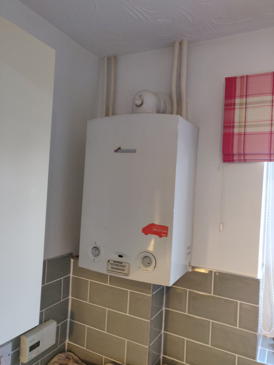 FrontlinePlumb1's tweet photo. 👊👊 https://t.co/0me9atZY2j