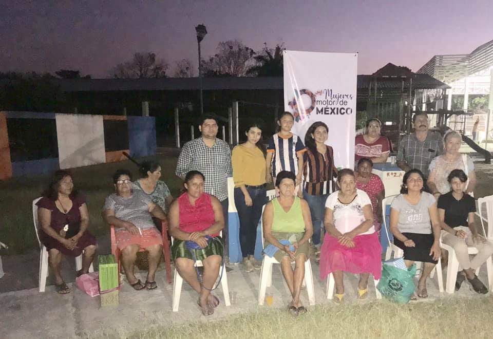 ONMPRICAM's tweet photo. “Mujeres Motor de México” CANDELARIA - PEJELAGARTO
Con el objeto de concientizar en temas de #Equidad y como Marco el #DíaInternacionalDeLaMujer, el #PRICandelaria junto con el #PRIEstatal y #ONMPRICampeche llevamos a Candelaria-Pejelagarto la plática No más Violencia de Género https://t.co/OL1GZ7zitA