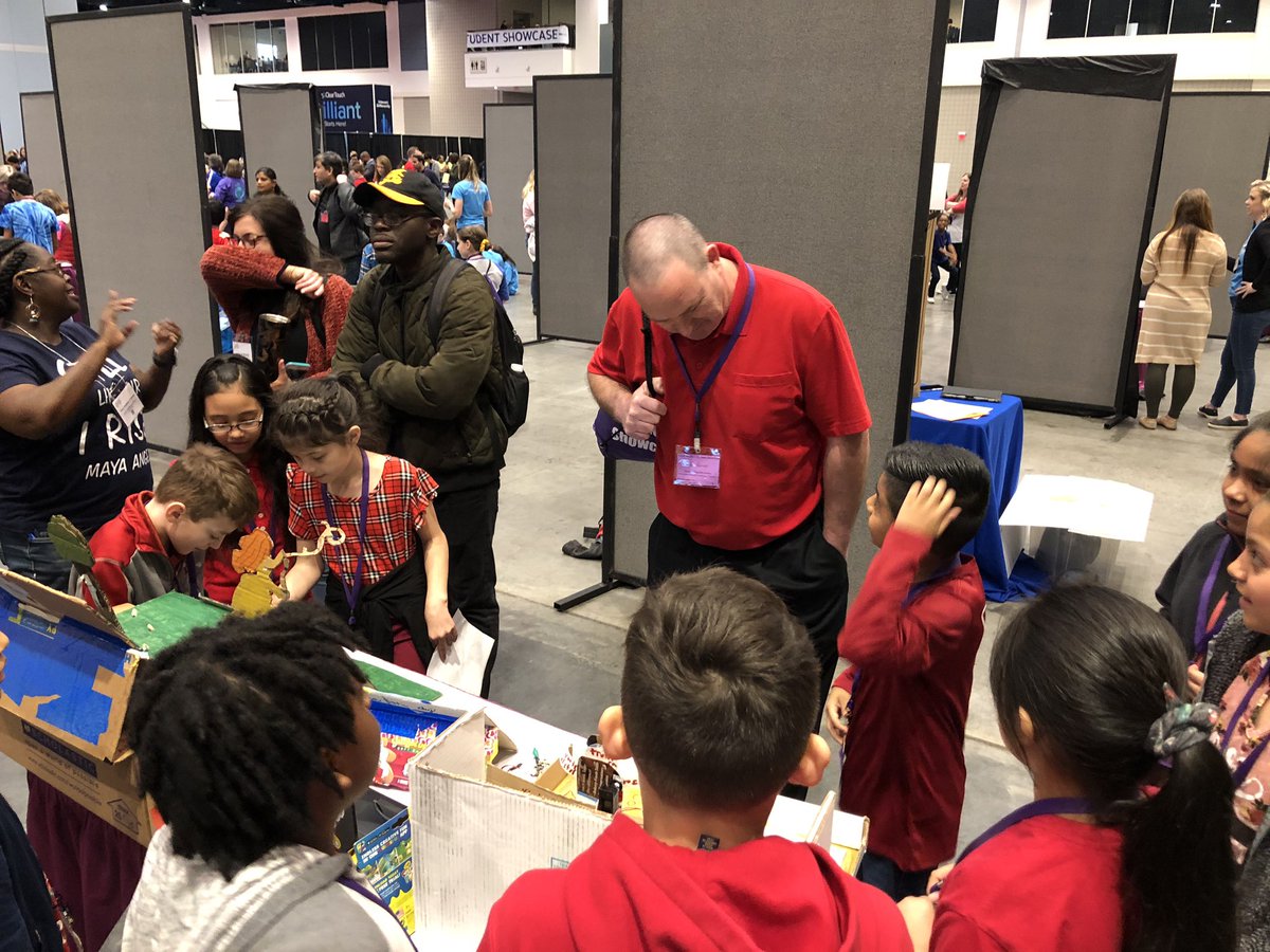 These kids are rocking #NCTIES2020 <a href="/ReadforCupcakes/">Caren Long</a> <a href="/TanyaRFreeman/">Tanya R. Freeman</a>
