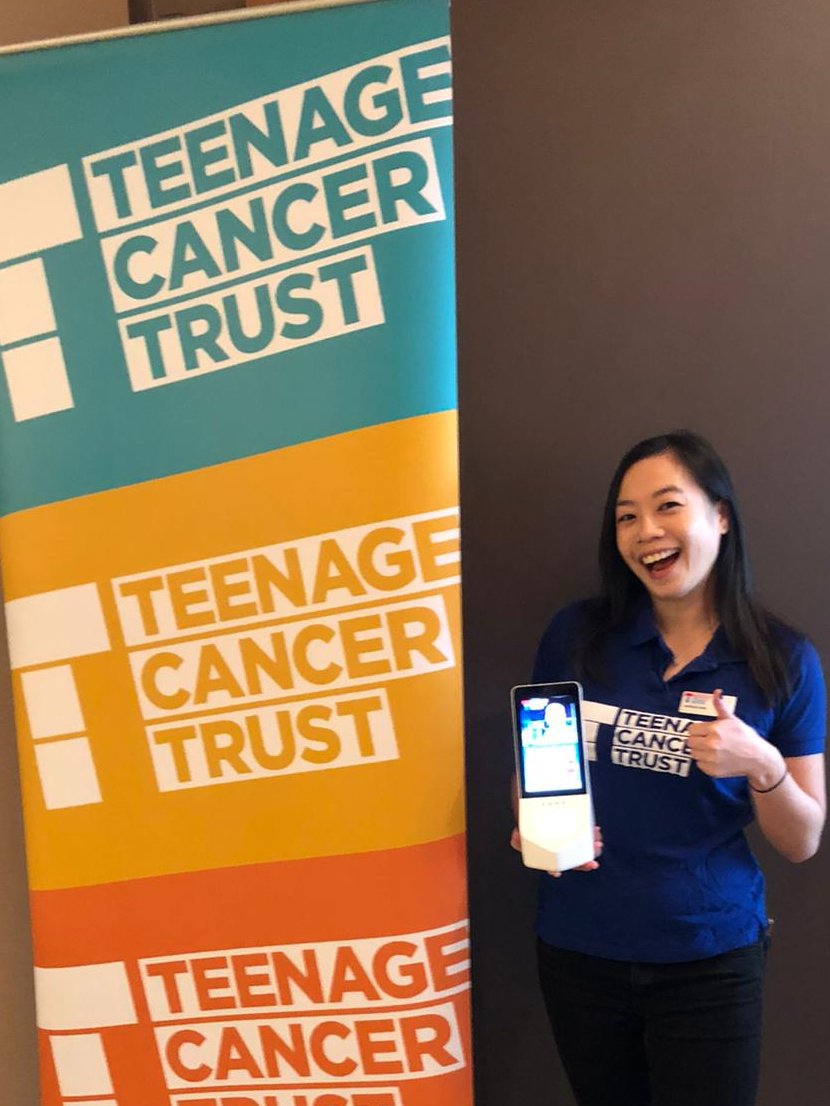 It's always great to get out in the community and talk @TeenageCancer! Thanks so much for having us @ILMC! 😍
#ILMC32 #fundraising