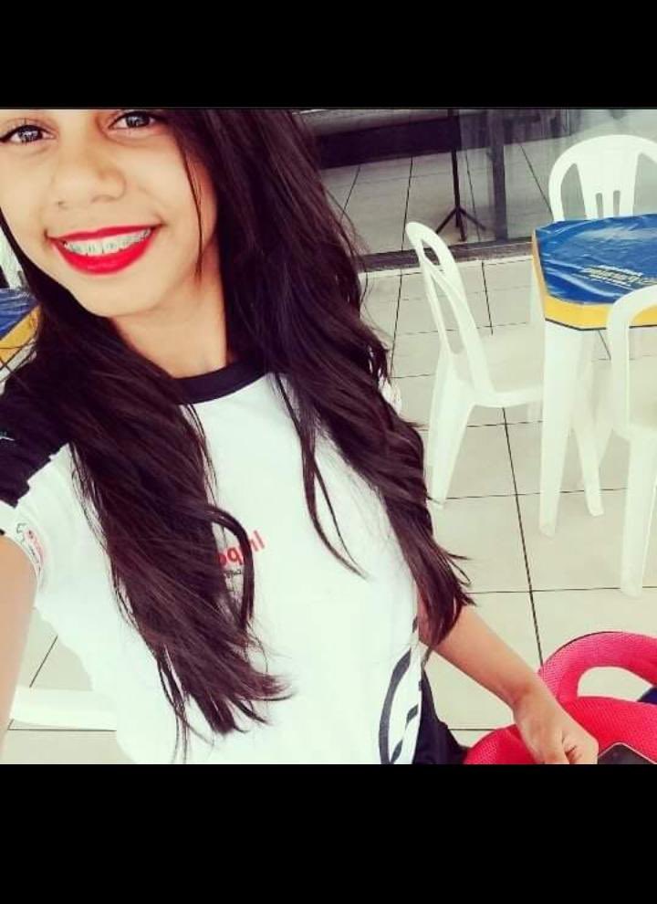 BarroCezar's tweet photo. Gemynna Thalita de Sousa Silva fraudadora de diploma de escola pública para estudar Medicina em cota de deficiente (certamente tem deficiência moral). #Bertolinia #Ufob #SeducPi #FlorisaSilva #Floriano #FraudeCotas #Sisu #Enem #Medicina #ColegioImpacto https://t.co/whhNxZNiuW
