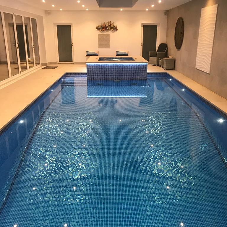 Roblowetiling's tweet image. 3 amazing pools we completed for letts pools using @ARDEXUKTiling X77