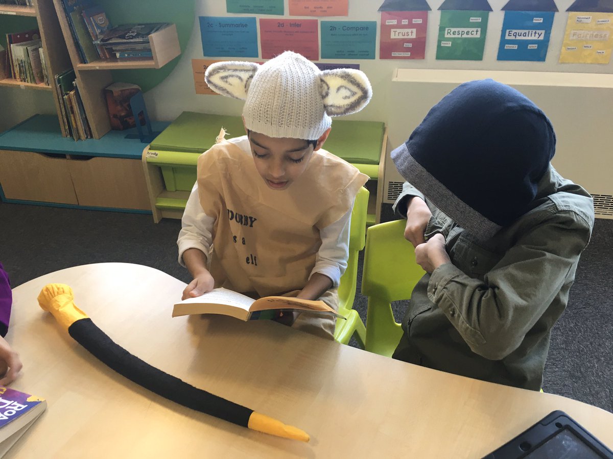 Sharing lots of stories in 3B to celebrate World Book Day!  #WorldBookDay #literacy <a href="/mrsvaez/">Mrs Vaez</a> <a href="/SabihaKovariwa1/">Sabiha Kovariwala</a> <a href="/OliveTreeBolton/">Olive Tree Primary</a> <a href="/MissZPatel/">Zainab Patel</a> <a href="/AaPandor/">Miss Pandor</a> <a href="/AbolarinTseni/">Tseni Abolarin</a>