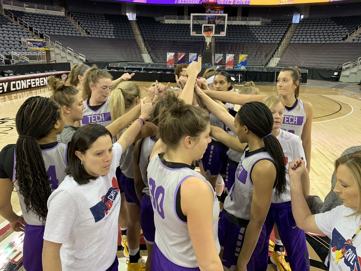 TTUWBB's tweet photo. On site and making some final preparations before #OVCTourney play begins.

📍 Evansville, Ind.
🏟 Ford Center

#WingsUp // #ELEVATE 🤙 https://t.co/2c88AbUYjq