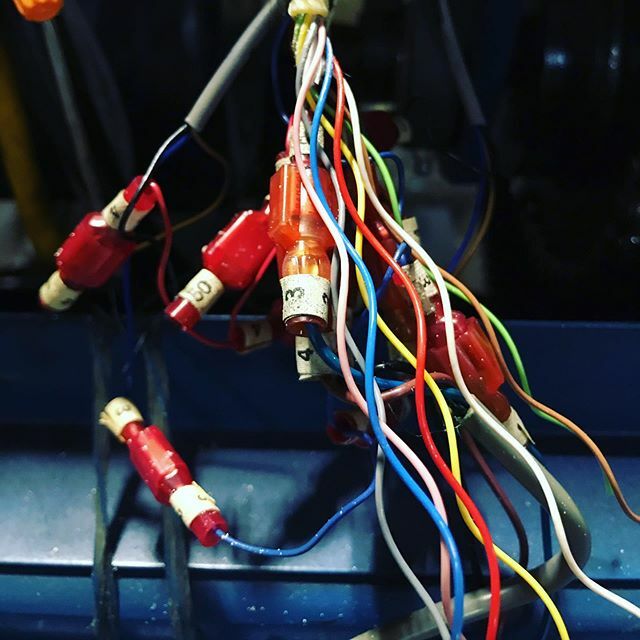 Doing some quick rewiring of the proxy sensors on our <a href="/mrcompanies/">M&R</a> Saturn. I totally know what I’m doing. This may look confusing to you, but I’m not confused. Right? Cut the red wire? Oh hell! ift.tt/38shFYe