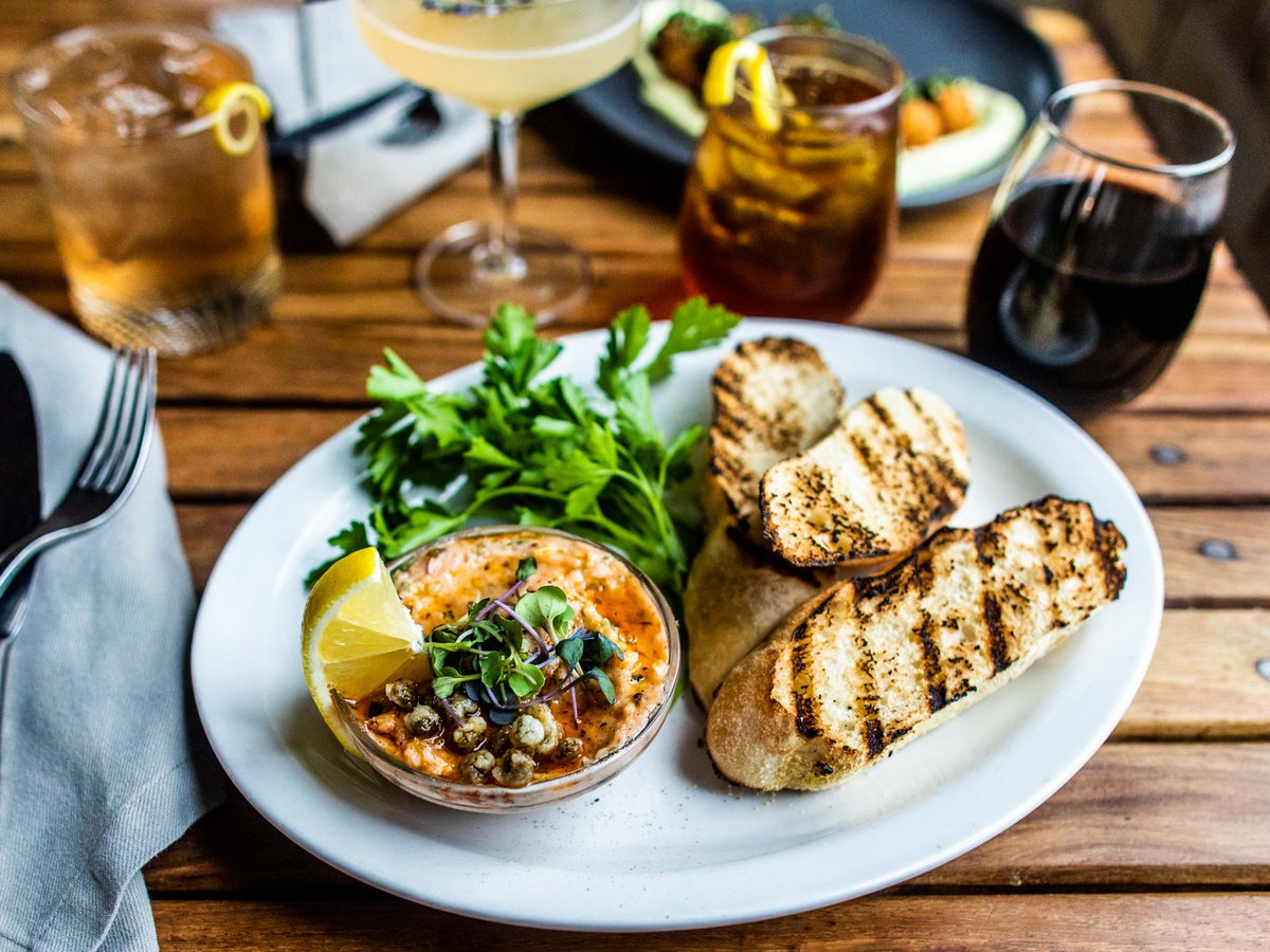 WaltonsAustin's tweet photo. The spotlight is on our happy hour smoked salmon dip today | Get this &amp; many other snacks for just $5 + $6 cocktails Thursday-Saturday from 5:30-7:30pm
📸: @dandeliongatherings https://t.co/KCBGAUFgHs