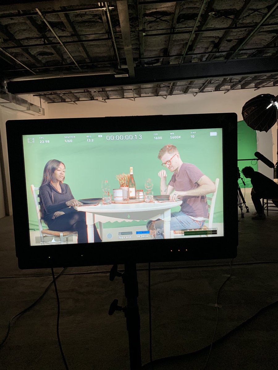 🎬 ACTION: tweet media