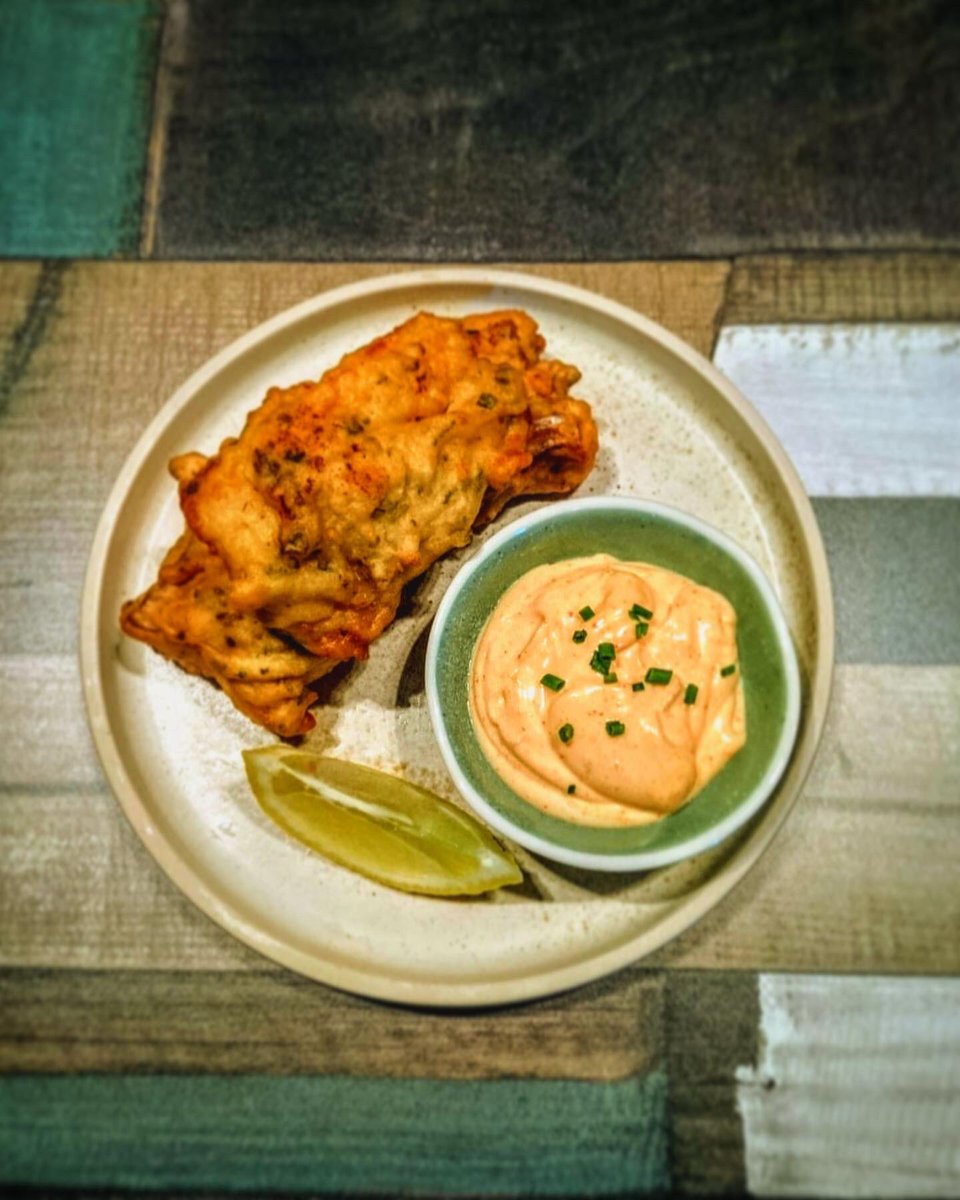 New starter alert! 📣 This is PUNJABI MACCHI 🚨 A North Indian style fried fish snack with homemade lemon and chilli dip 🙌🏼 #rocksaltbristol #bristolfood