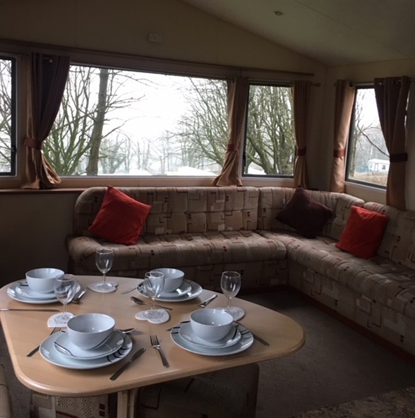 Check out this holiday home for sale!

🏡: Willerby Rio 2011
💷: £15,500 plus connection fee
⭐: Includes 2020 site fee 

💻: bit.ly/2TnVjTF
📧: longlands@holker.co.uk
📞: 01229 889342