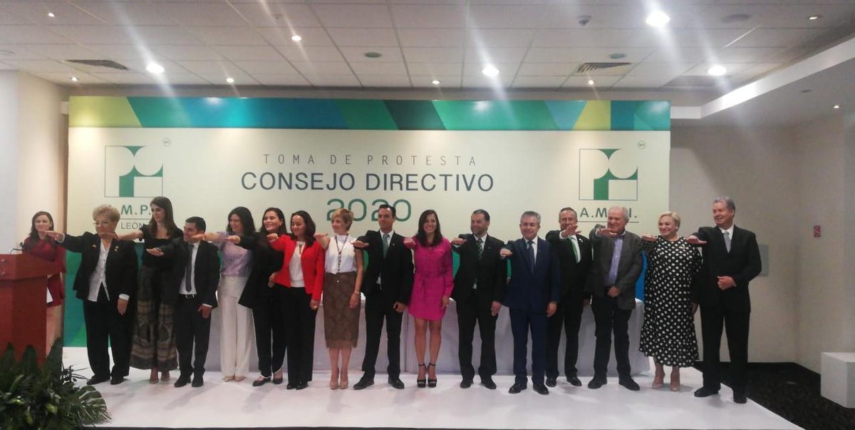 milenio_leon's tweet photo. #Protesta | Toma protesta nueva presidenta del consejo directivo de AMPI en León. 😯👏

Laura Sada Castañeda, la ahora presidenta de la Asociación Mexicana de Profesionales Inmobiliarios, se comprometió a fortalecer a la asociación. ✅👏

Sigue leyendo ⬇️

https://t.co/QG8dGtkbPe https://t.co/zfUl6rJSPm