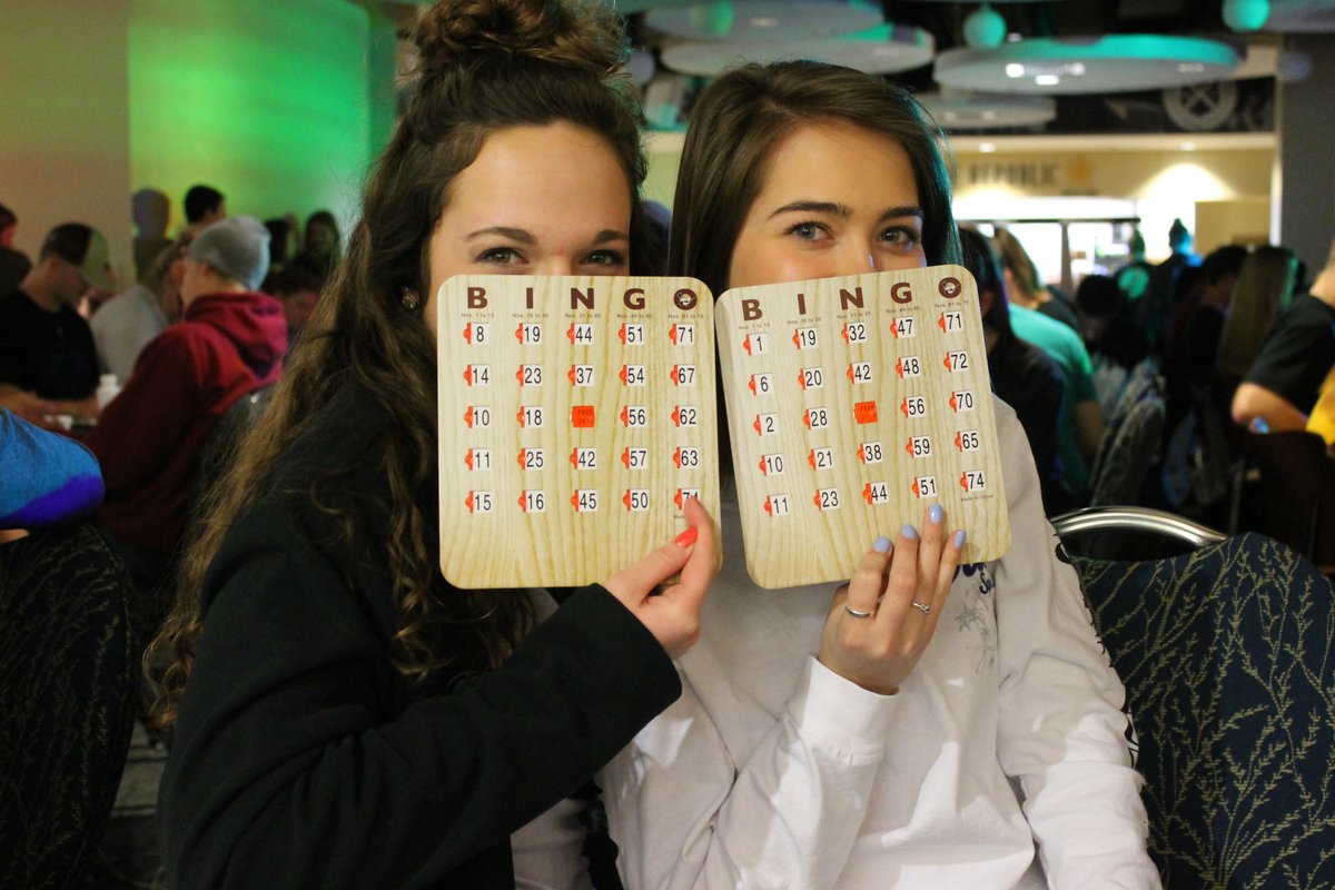 ETBU's tweet photo. #TBT to Bingo night in the student center. Swing by tonight at 7:00 for free snacks and a chance to win some awesome prizes! #LifeOnTheHill https://t.co/An3FVMayC0