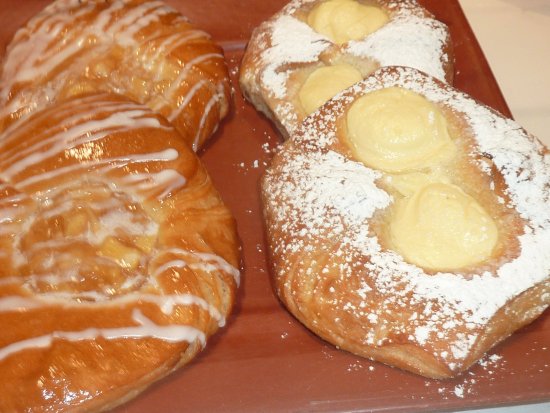 Takeoutstar's tweet photo. Craving something sweet for breakfast? Order delivery from #AtlantaBread and get some mouth watering Cheese danishes brought right to your door!
Order.Relax.Enjoy.
📞Call or go online🖥️!
334-212-8010
https://t.co/Rgy7KmyxmY https://t.co/I5DsTYn4R0