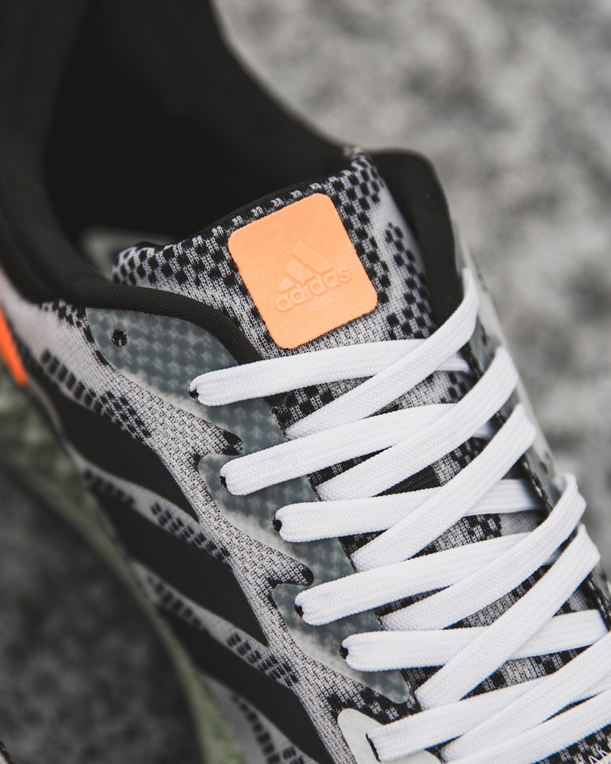Footpatrol_ldn's tweet photo. adidas 4D Run 1.0 ‘Core Black/Signal Coral’ | Available online, sizes range from UK6 – UK12 (Including half sizes), priced at £180. | Shop now: https://t.co/LKXBAFyOpY #adidas #adidas4d #FutureofRunning https://t.co/xoDYAgvRSq