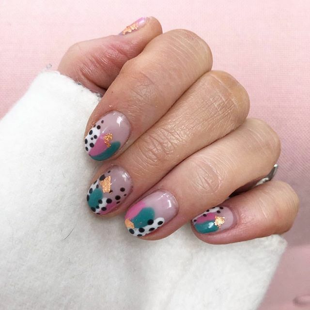 How gorgeous are these nails for the beautiful Katie from <a href="/theaisle/">The Aisle</a>.ilkley !
Pre @ilkley_business_awards night nails! Nails by Jenni! ift.tt/2TKhzWC