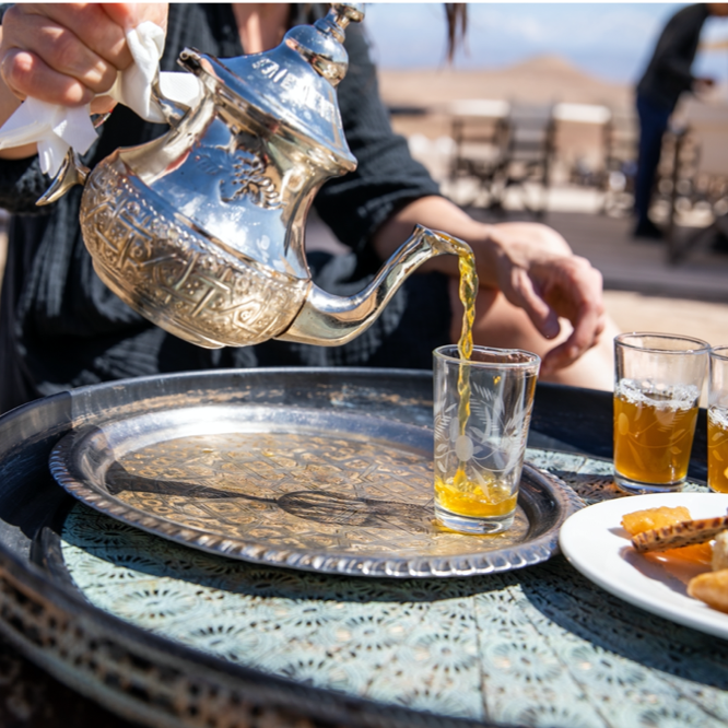FirepotChai's tweet photo. Enjoying loose leaf Moroccan Jasmine Mint tea brings a cool respite from the heat of life. Learn how to steep this potent elixir at home in our newest blog post, featuring a super easy to follow video! https://t.co/Oq4oJQVQUE https://t.co/BOW1qqJlHG