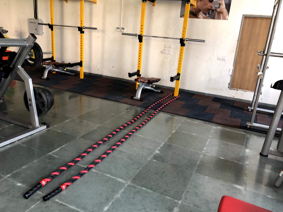 ponguru's tweet photo. Squat racks, olympic barbells, weight plates, battle rope, dip station, hyper extension bench, plyo box, dumbbells, kettle bells, adjustable benches, weight stand, cable attachments, and medicine balls got added to our gym!!! #DeanGiri #IIITDSA \c @KirenRijiju @YASMinistry https://t.co/tUkWNGA2hD