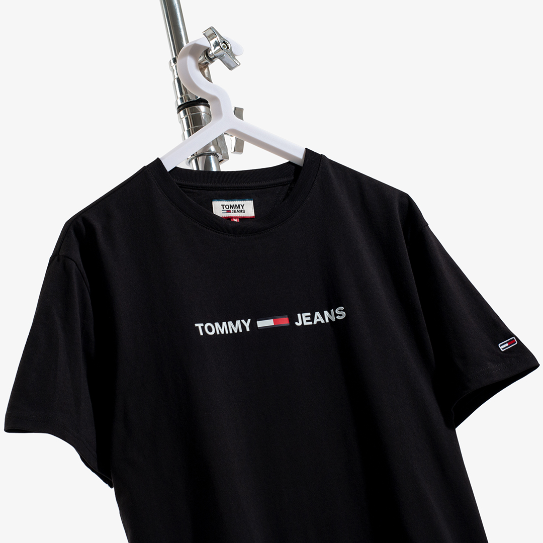 Clean and classic, Tommy Jeans bring the timeless pieces. 35% off on selected products in store and online. Shop the Tommy Jeans collection with the link below:

5pointz.co.uk/all-brands/tom…