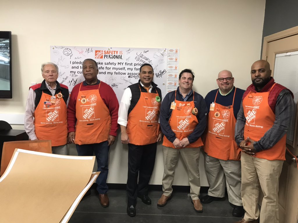 Tom Foust tweet media