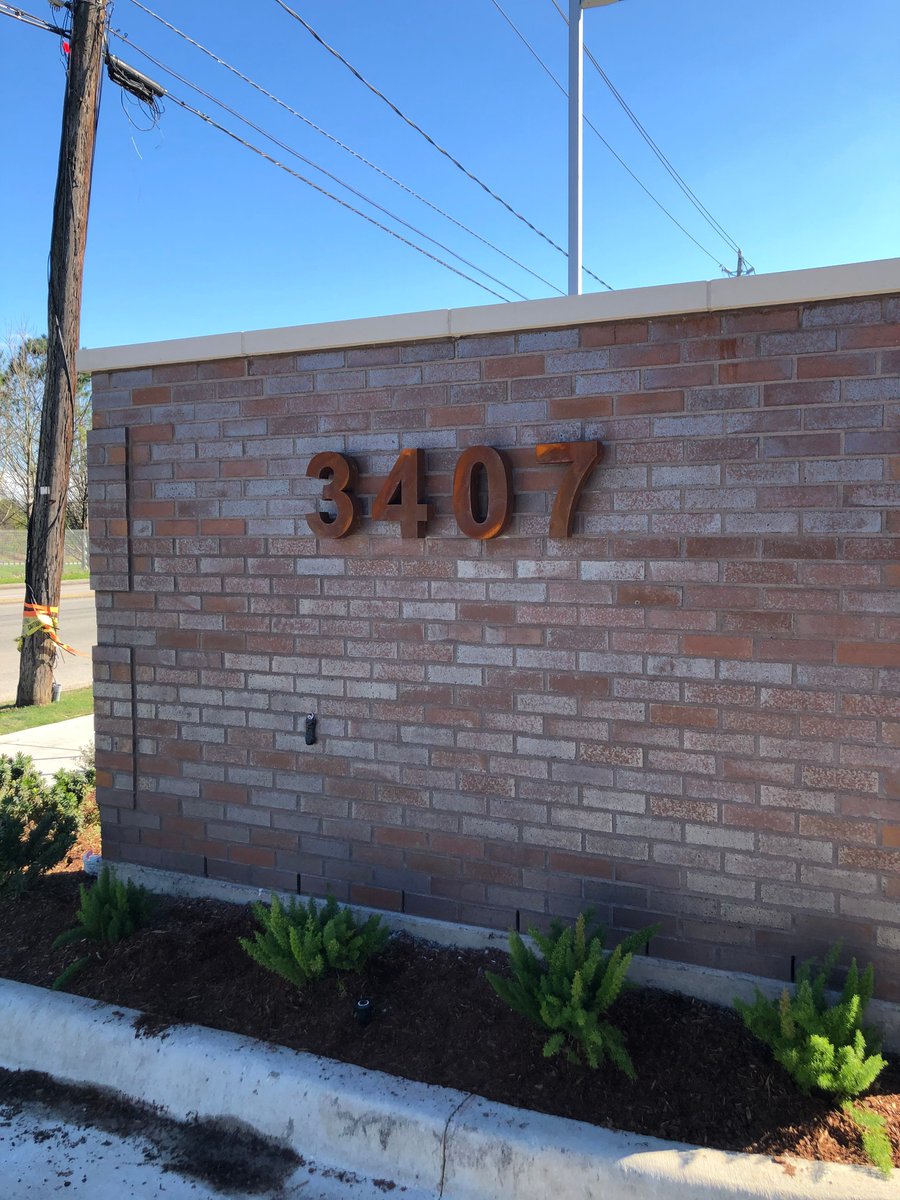 SignsTasman's tweet photo. Alliance Reprographics needed address numbers for their new location. We provided and installed faux weathered steel lighted channel letters. Turned out pretty awesome! Congratualtions Alliance Reprographics on your new building!!
#TASMANSigns #ChannelLetters #WeatheredLook https://t.co/fY2iAP2BWp