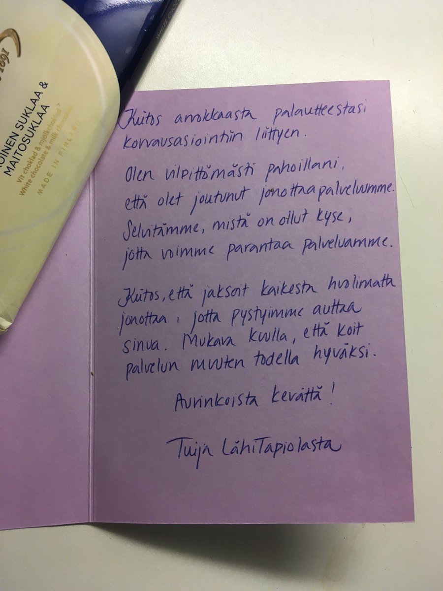 smp1961's tweet photo. Nyt on asiakaspalvelu huipussaan. Käsin kirjoitettu kortti ja suklaalevy tupsahti postilaatikkoon #lähitapiola https://t.co/LrfNTwcYjd