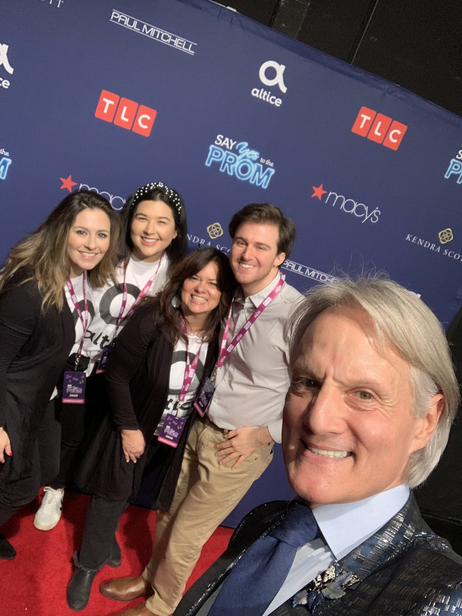 MattDGrossman's tweet photo. .@AlticeUSA partnered with @DiscoveryIncTV to provide @HighHempstead the opportunity to participate in the network’s @TLC – #SayYesToTheProm initiative. It was great meeting @SYTTD’s @MonteDurham! #SYTTP https://t.co/J2yPGxyCct