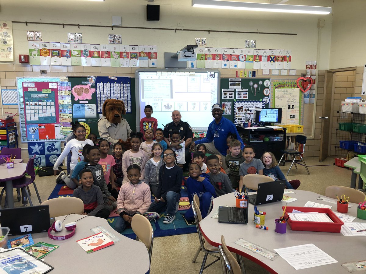 Emily Jacobs tweet media